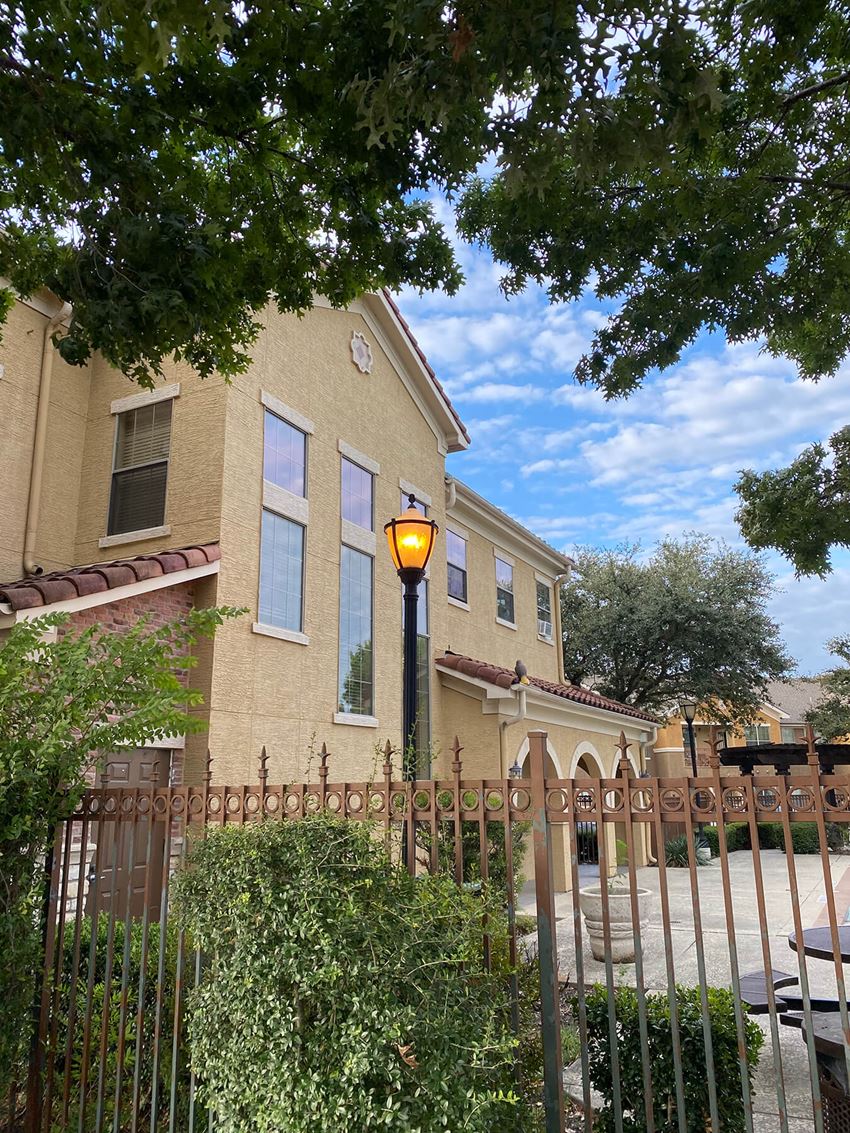 The Sorento Apartments, 2803 Fredericksburg Rd., San Antonio, TX RentCafe